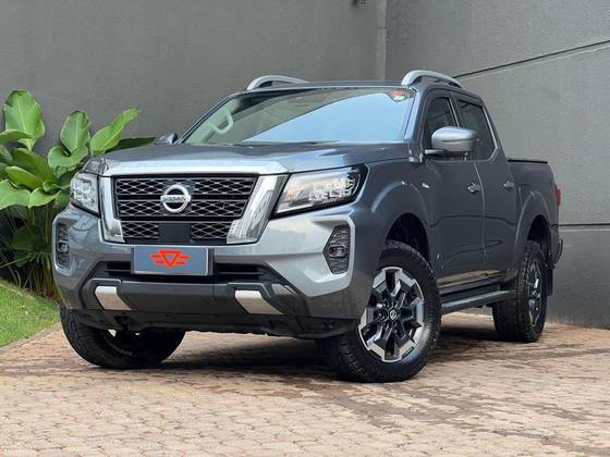 NISSAN FRONTIER 2.3 16V TURBO DIESEL PLATINUM CD 4X4 AUTOMÁTICO NISSAN FRONTIER 2.3 16V TURBO DIESEL PLATINUM CD 4X4 AUTOMÁTICO